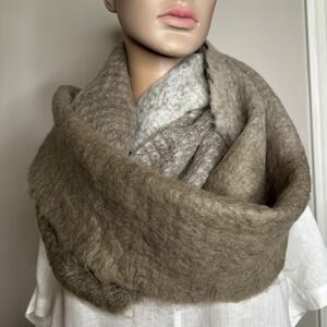 Steve Madden Infinity Loop Scarf Neutral Taupe Grey Sparkle Accent‎ Cozy Winter